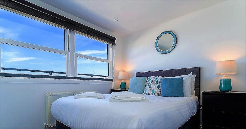 شقة Seabrighton Penthouse With Private Sea View Roof Terraces المظهر الخارجي الصورة