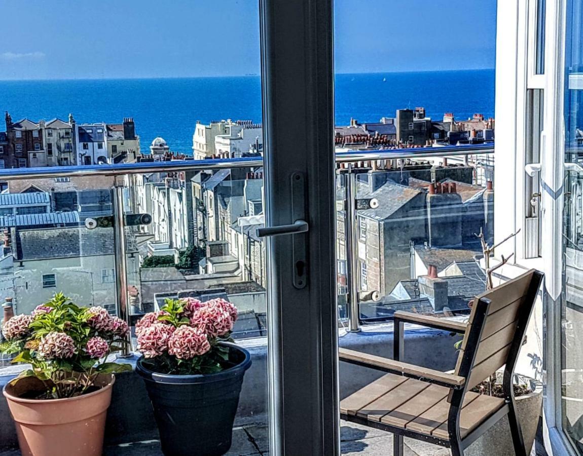 شقة Seabrighton Penthouse With Private Sea View Roof Terraces المظهر الخارجي الصورة